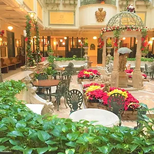 Monterey 4*, 札幌市 日本