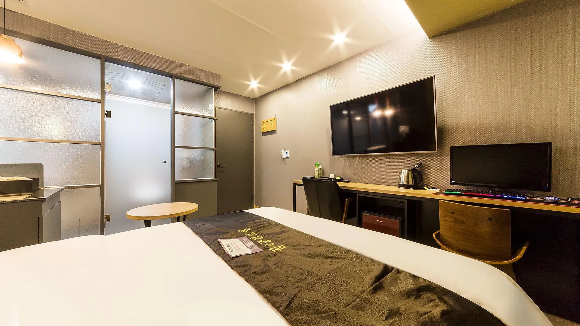 Jakjeon Dream Palace Bucheon Hotel